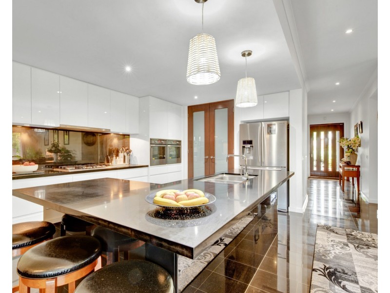 14 Victoria Cross Parade, Wodonga VIC 3690