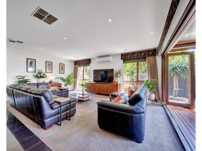 14 Victoria Cross Parade, Wodonga VIC 3690