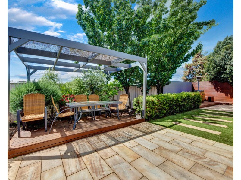 14 Victoria Cross Parade, Wodonga VIC 3690