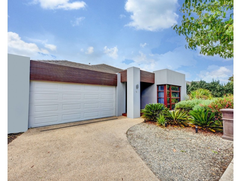 14 Victoria Cross Parade, Wodonga VIC 3690