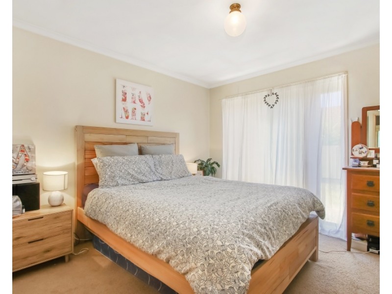 2/93 Mayfair Drive, West Wodonga VIC 3690
