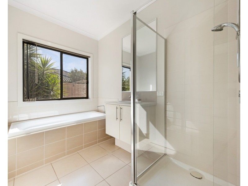 37 Victoria Cross Parade, Wodonga VIC 3690