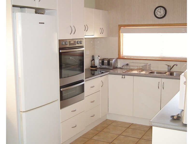 2/621 Olive Street, Albury NSW 2640