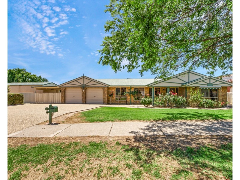 4 Brewer Drive, Wodonga VIC 3690