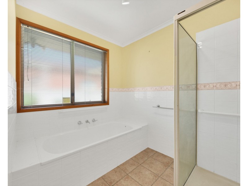 4 Brewer Drive, Wodonga VIC 3690