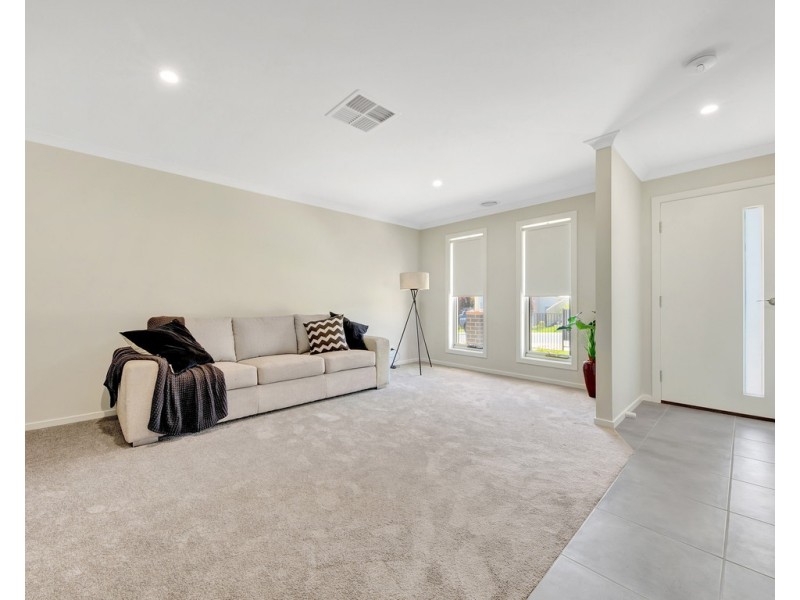 14 Keysor Way, Wodonga VIC 3690