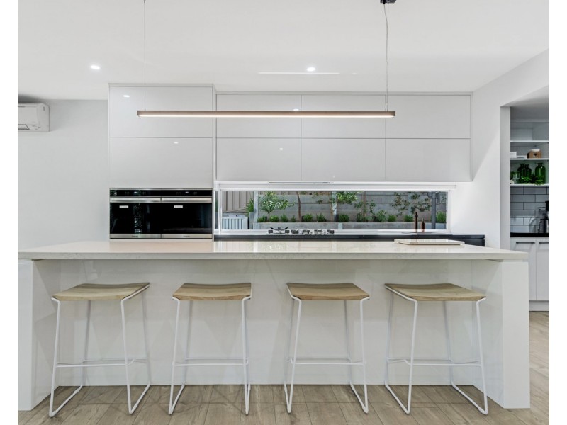 52 Clarendon Avenue, Wodonga VIC 3690