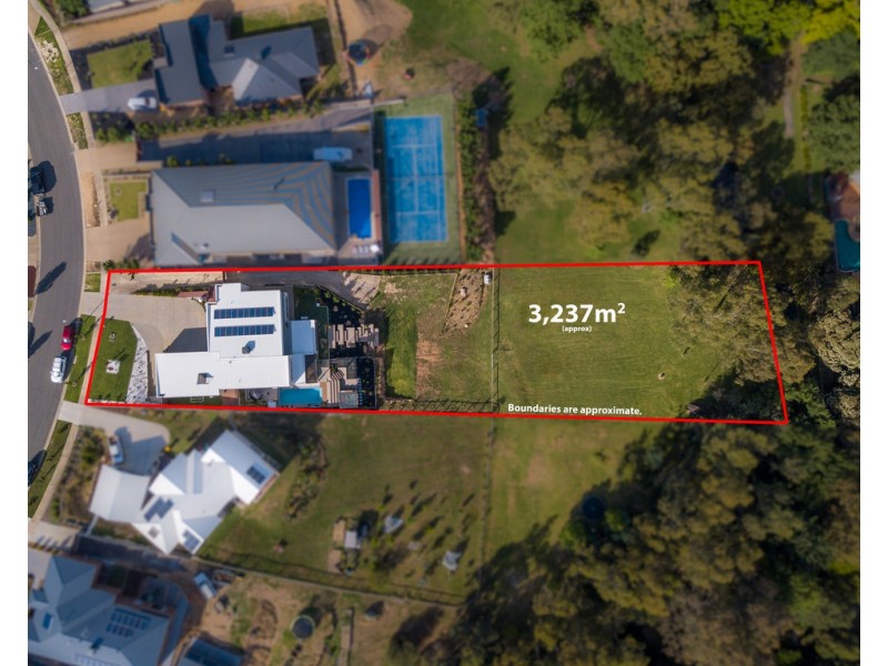 52 Clarendon Avenue, Wodonga VIC 3690