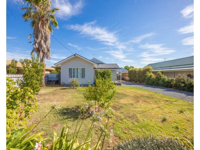 61 Ready Street, Rutherglen VIC 3685
