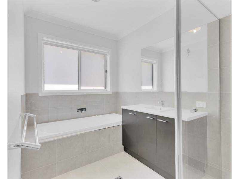 30 Jensen Crescent, Wodonga VIC 3690