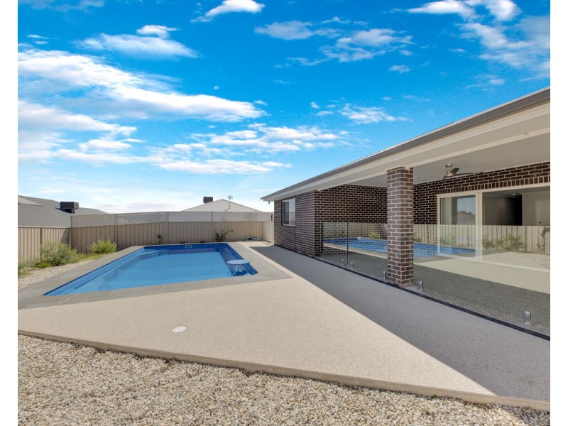 30 Jensen Crescent, Wodonga VIC 3690