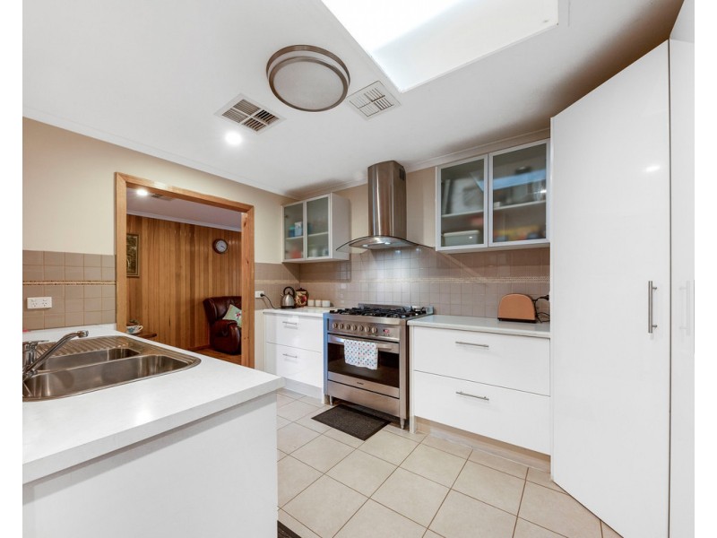 12 Robert Crescent, Wodonga VIC 3690