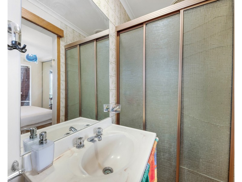 12 Robert Crescent, Wodonga VIC 3690