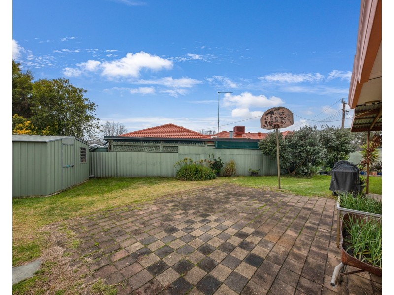 12 Robert Crescent, Wodonga VIC 3690