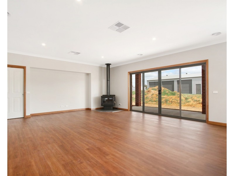 8 Clydesdale Road, Rutherglen VIC 3685