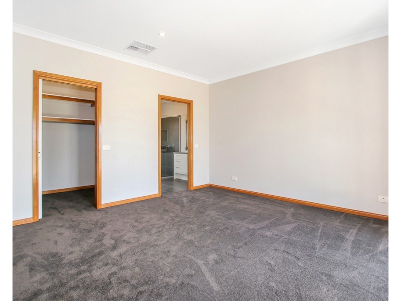 8 Clydesdale Road, Rutherglen VIC 3685