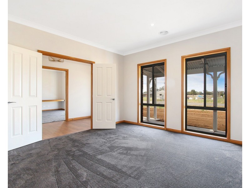 8 Clydesdale Road, Rutherglen VIC 3685