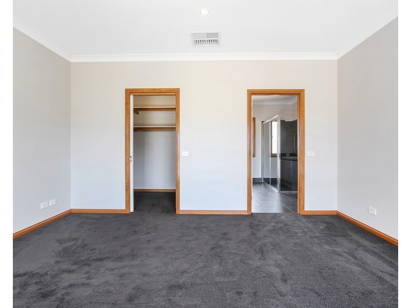 8 Clydesdale Road, Rutherglen VIC 3685