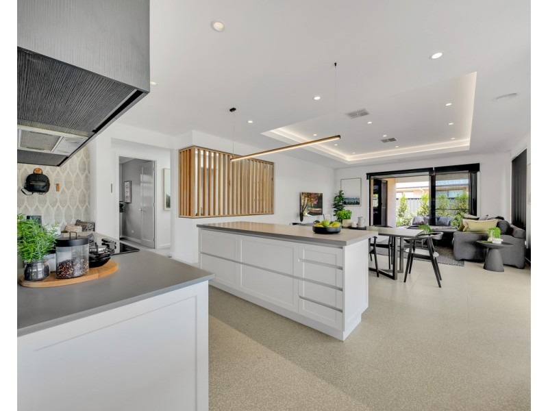 16 Woodbridge Street, Killara VIC 3691