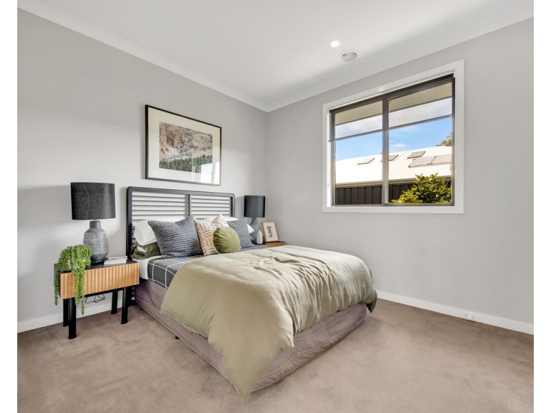 16 Woodbridge Street, Killara VIC 3691