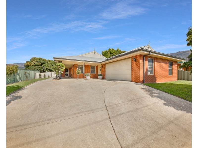 1 Murra Court, Kiewa VIC 3691