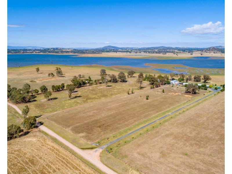 276 Kiley Road, Table Top NSW 2640