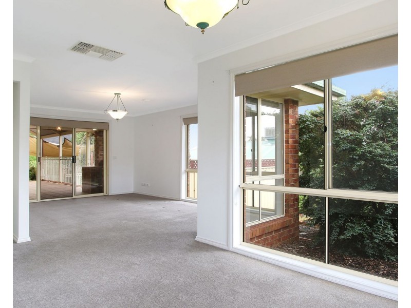 7 Falcon Circuit, Wodonga VIC 3690