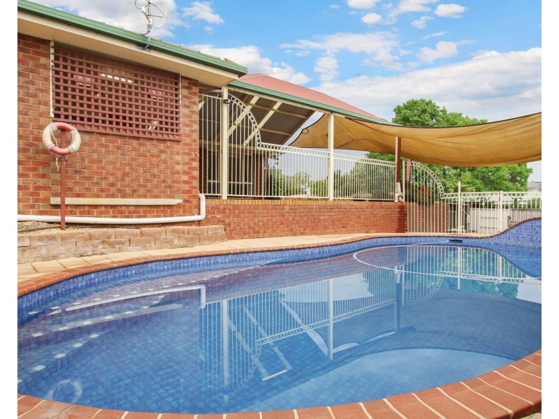 7 Falcon Circuit, Wodonga VIC 3690