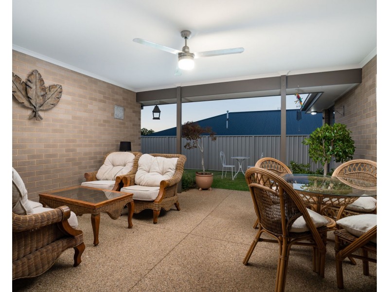 6 GURNEY CRESCENT, Wodonga VIC 3690