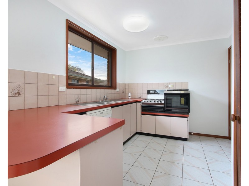 24 Villawood Court, Lavington NSW 2641