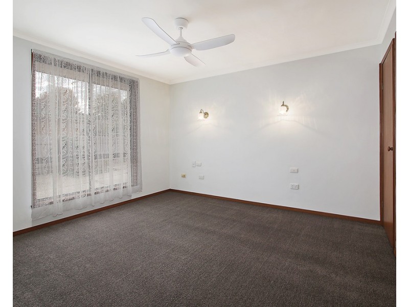 24 Villawood Court, Lavington NSW 2641