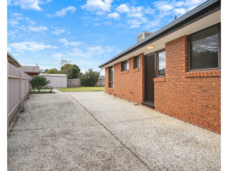24 Villawood Court, Lavington NSW 2641