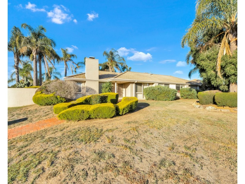 2 Campaspe Street, West Wodonga VIC 3690