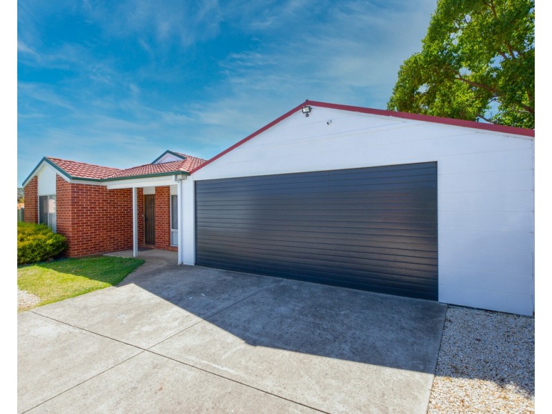 26 Ware Avenue, West Wodonga VIC 3690