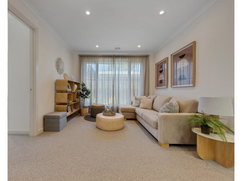 18 Woodbridge Street, Killara VIC 3691