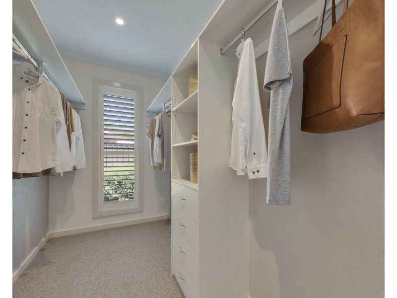 18 Woodbridge Street, Killara VIC 3691