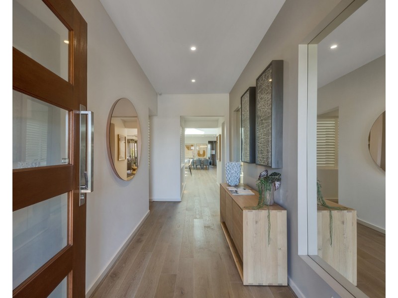 18 Woodbridge Street, Killara VIC 3691