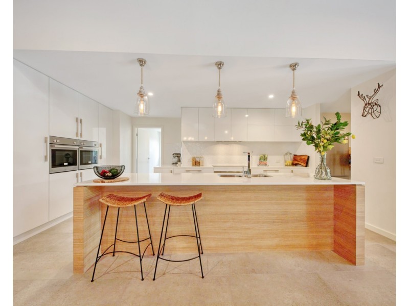 61 Riverboat Drive, Thurgoona NSW 2640