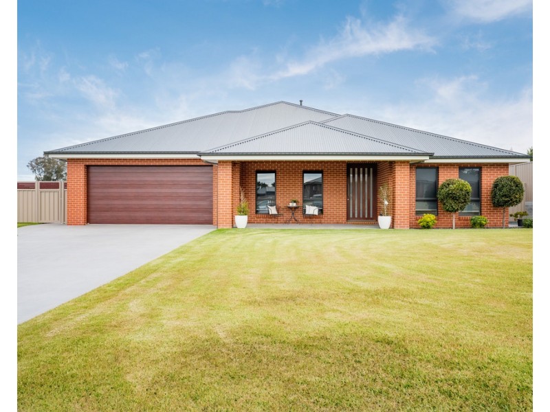 12 Leicester Street, Springdale Heights NSW 2641