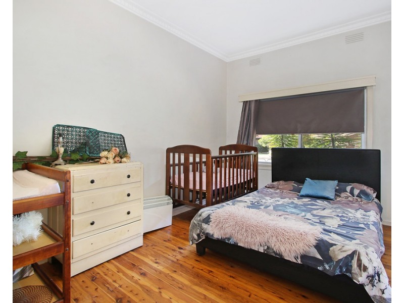 537 Webb Street, Lavington NSW 2641