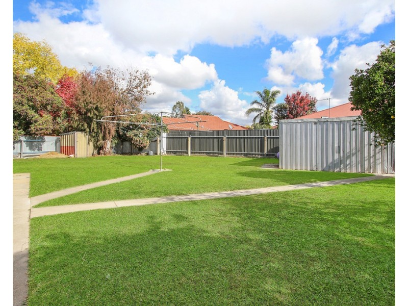 537 Webb Street, Lavington NSW 2641