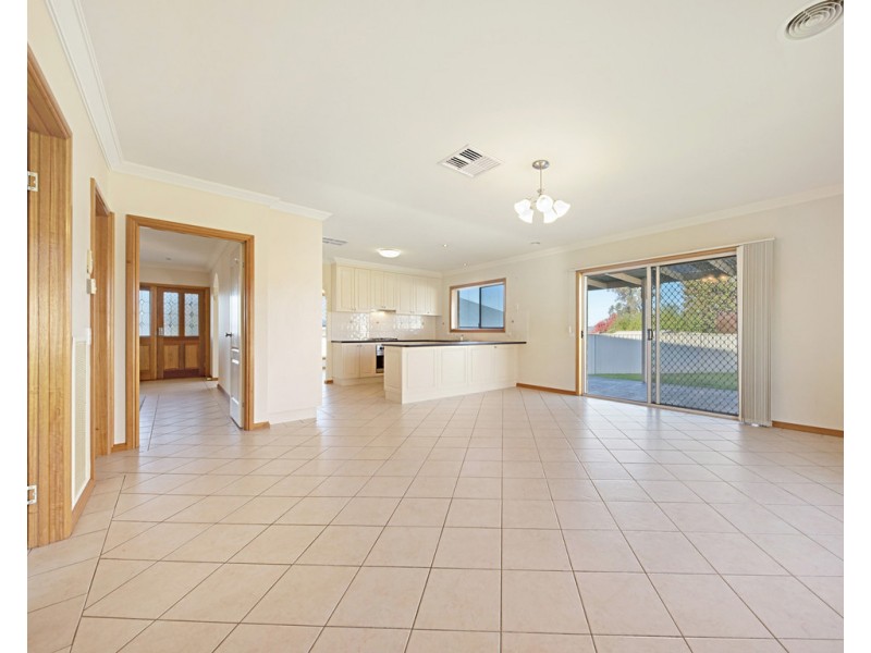 5 Medinah Court, Wodonga VIC 3690