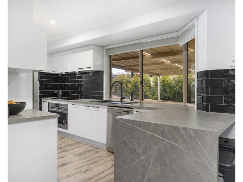 19 Hartigan Street, Thurgoona NSW 2640