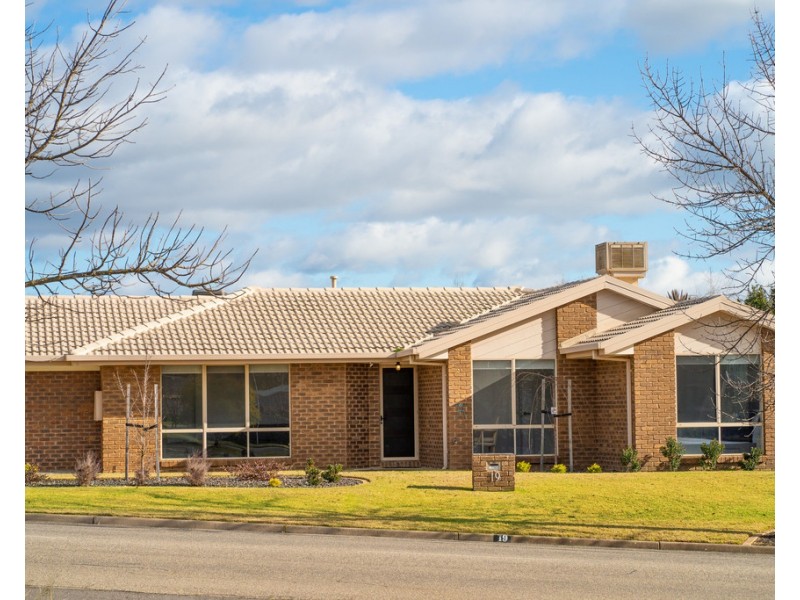 19 Hartigan Street, Thurgoona NSW 2640