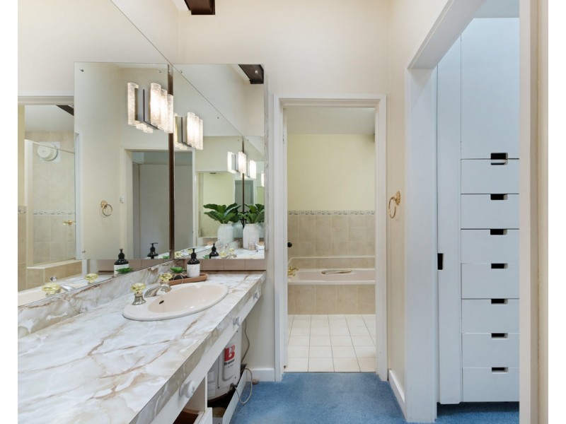 244 Castle Creek Road, Wodonga VIC 3690