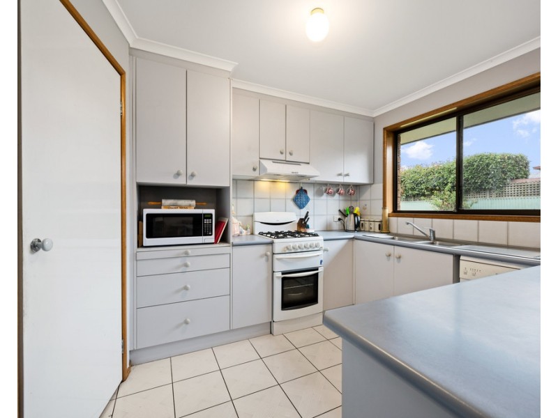 90 Mayfair Drive, Wodonga VIC 3690