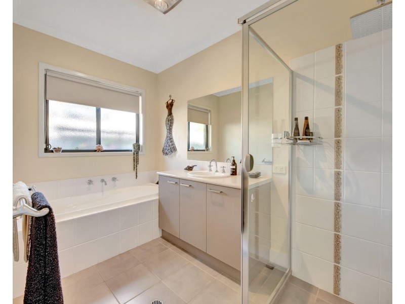 7 Garden Cove, Wodonga VIC 3690