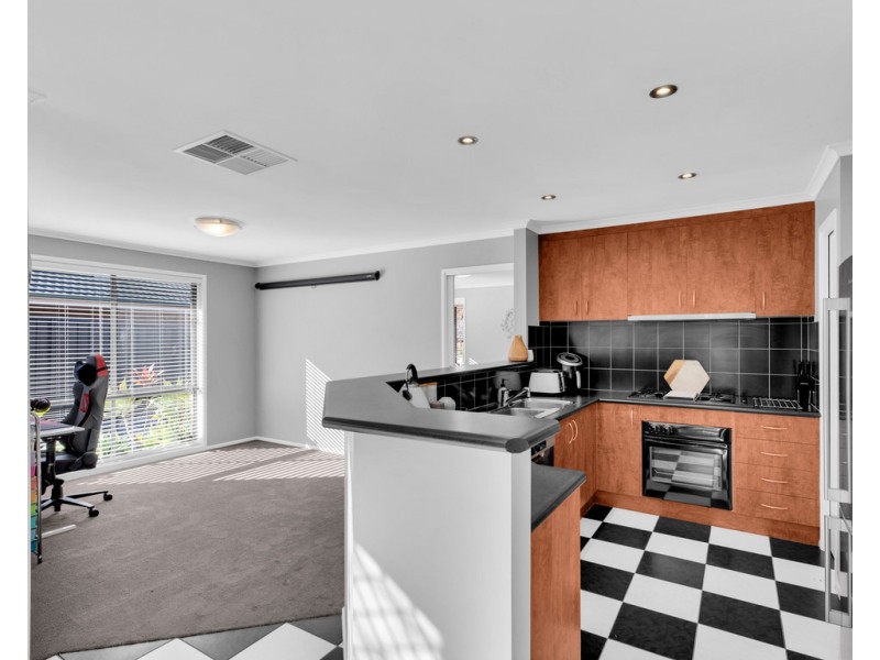 13 Pickering Place, Wodonga VIC 3690