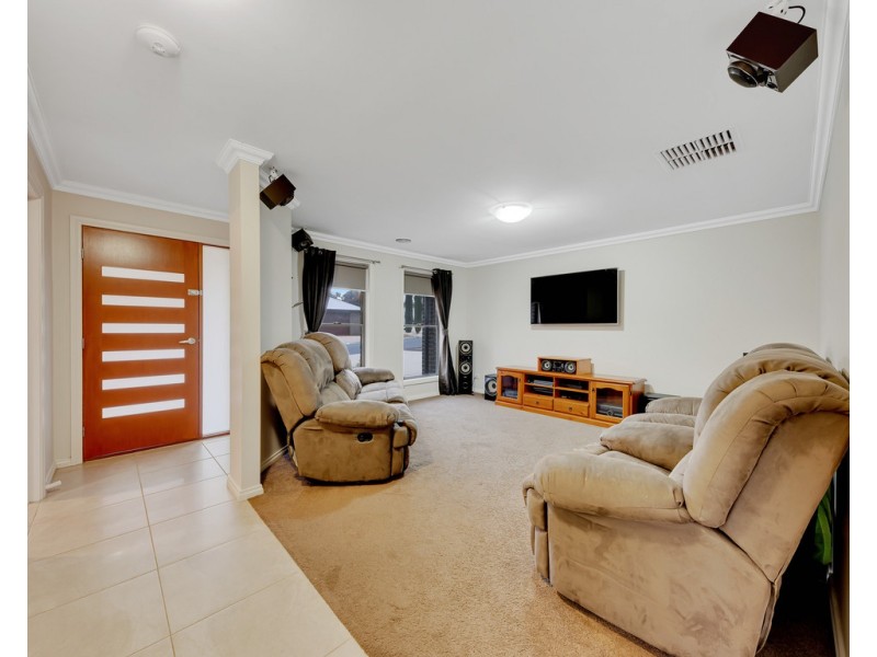 7 Thornbill Street, Thurgoona NSW 2640