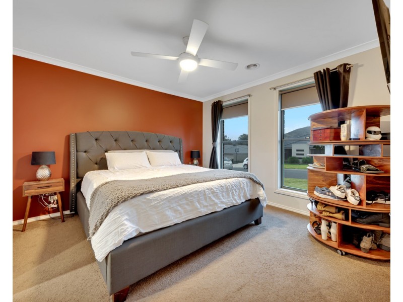 7 Thornbill Street, Thurgoona NSW 2640